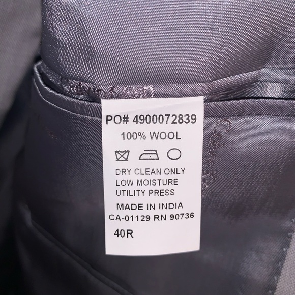 100% Wool Calvin Klein Suit (Jacket & Pants) - Picture 2 of 4